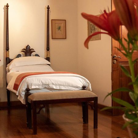 Le Colonial 1506 - Exclusive Luxury Hideaway Hotel Kochi Exterior photo