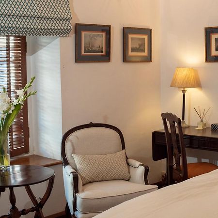 Le Colonial 1506 - Exclusive Luxury Hideaway Hotel Kochi Exterior photo