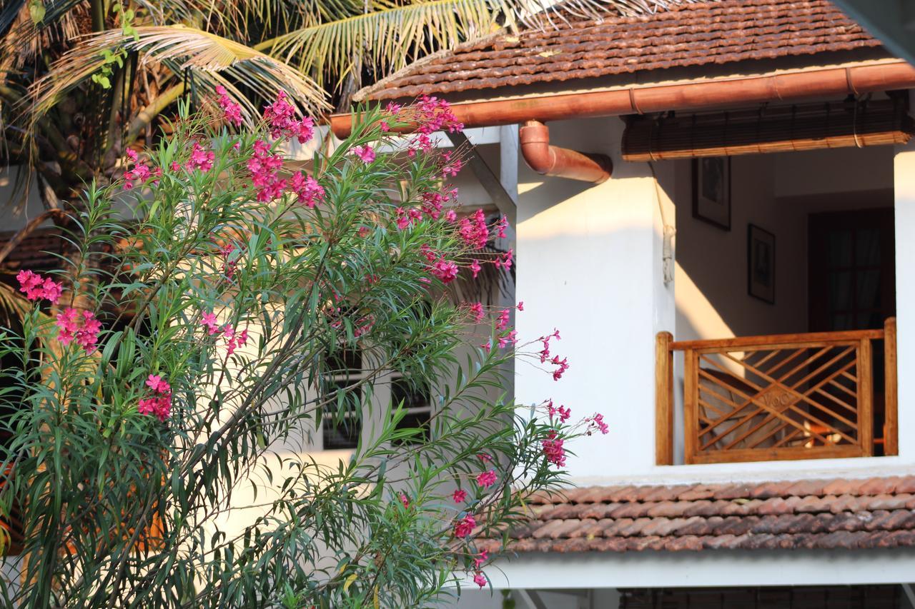 Le Colonial 1506 - Exclusive Luxury Hideaway Hotel Kochi Exterior photo
