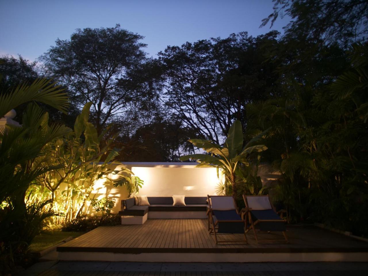 Le Colonial 1506 - Exclusive Luxury Hideaway Hotel Kochi Exterior photo