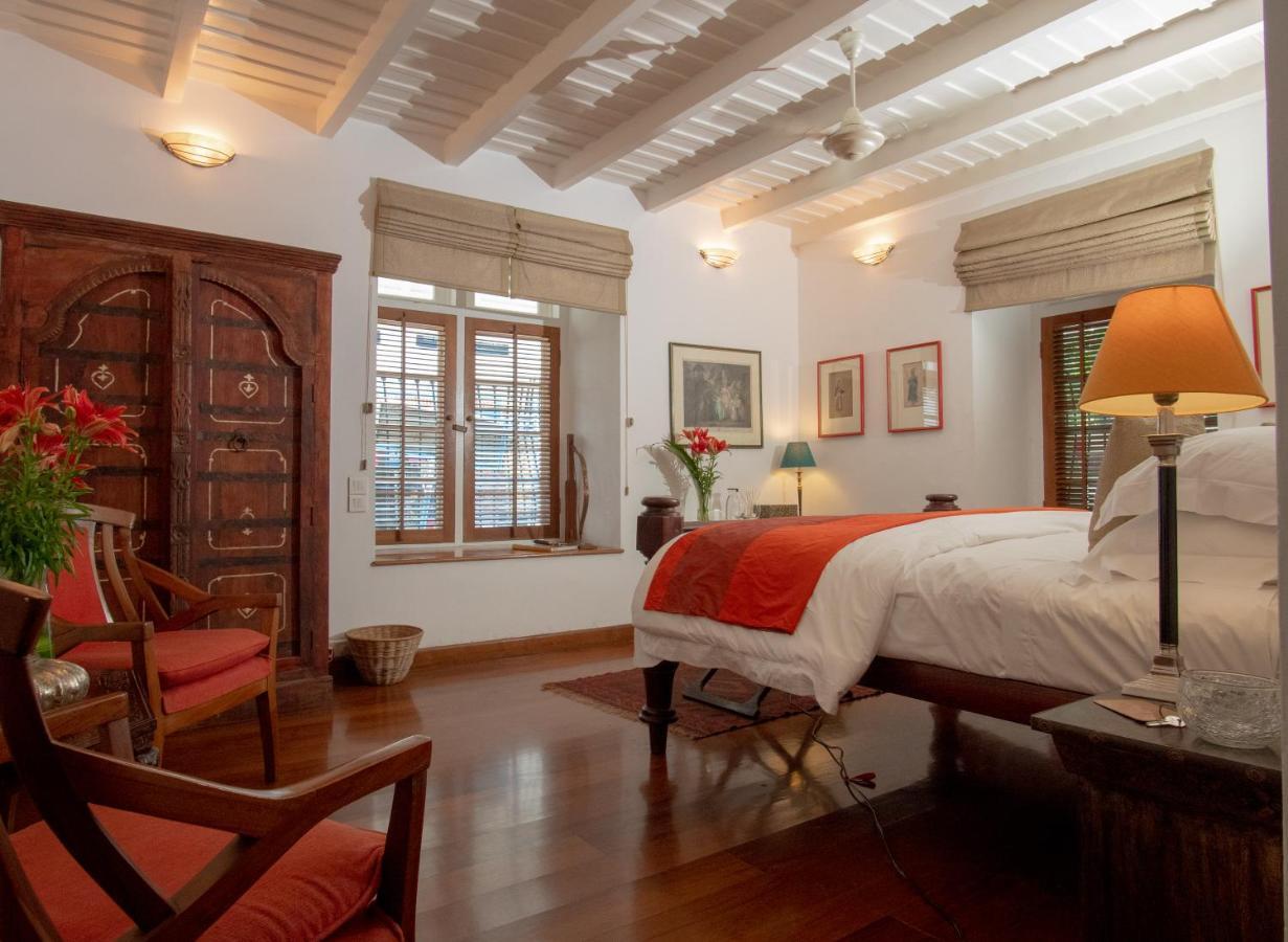 Le Colonial 1506 - Exclusive Luxury Hideaway Hotel Kochi Exterior photo