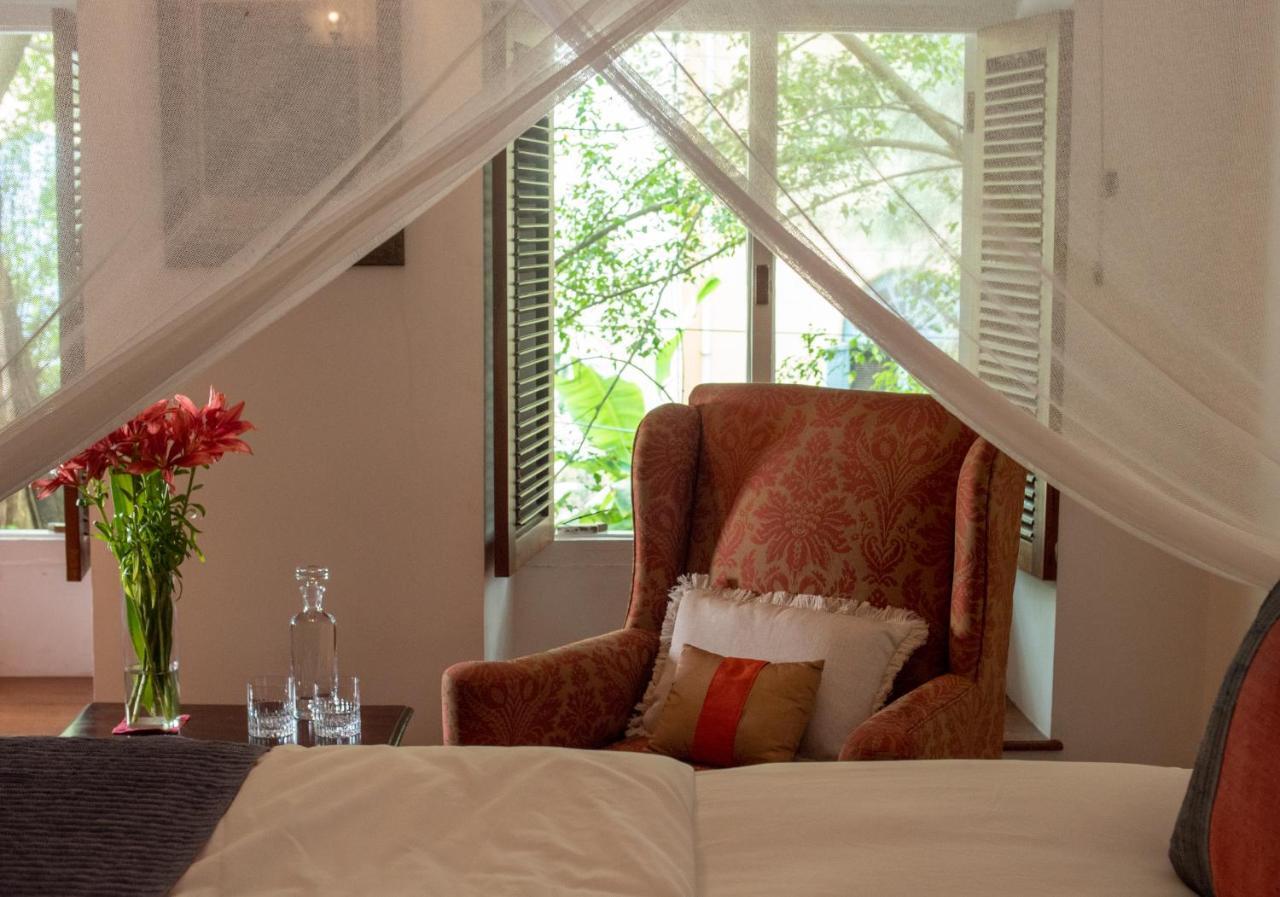 Le Colonial 1506 - Exclusive Luxury Hideaway Hotel Kochi Exterior photo